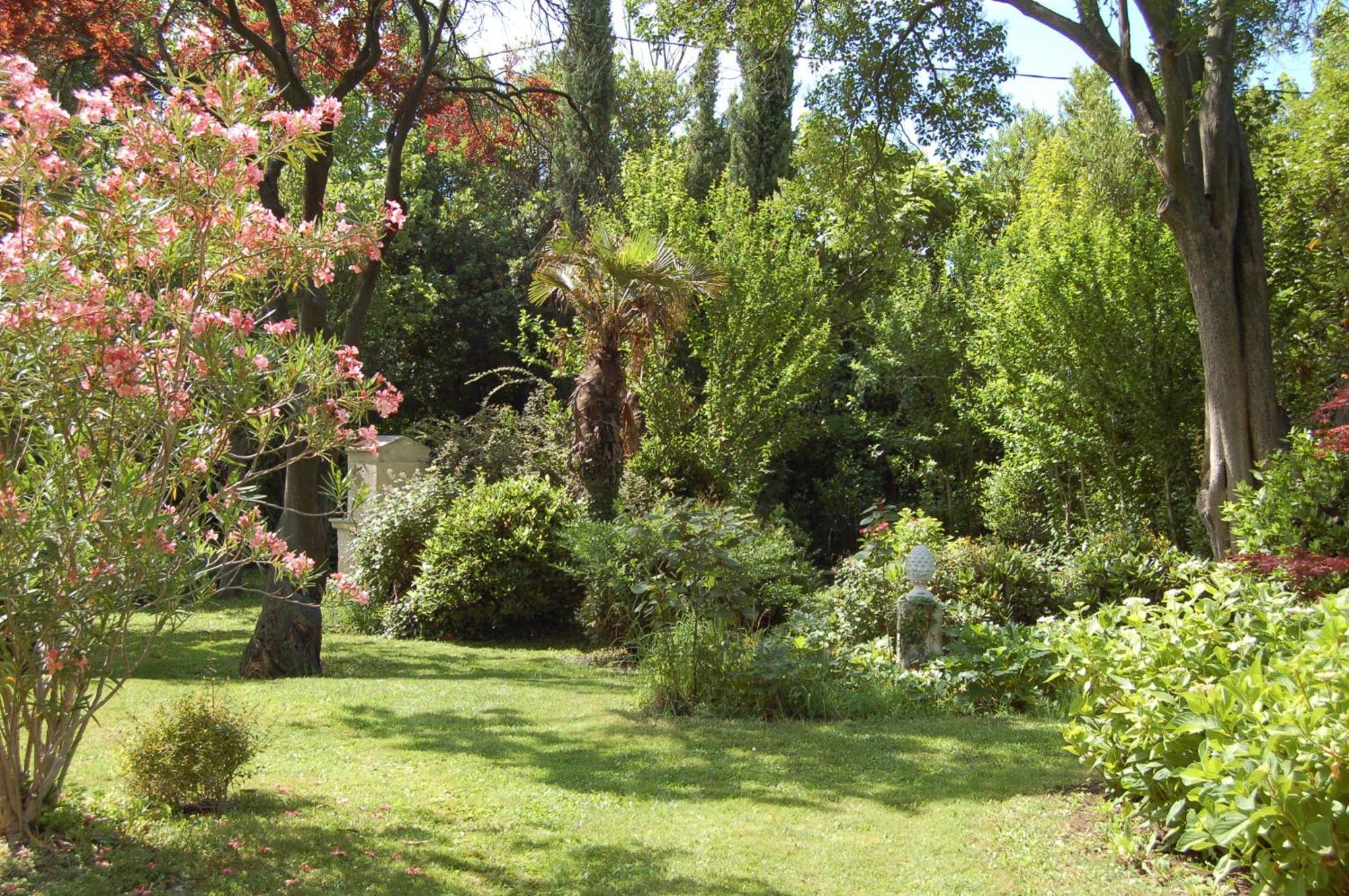 Le Mas Ferrand Graveson Extérieur photo