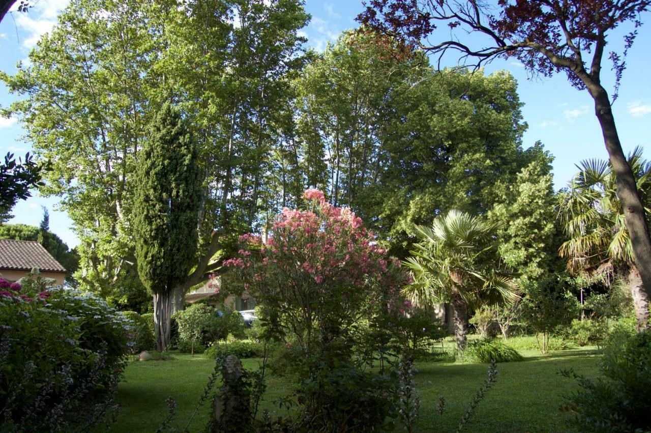 Le Mas Ferrand Graveson Extérieur photo